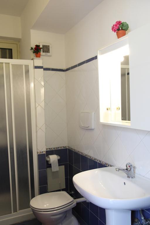 Bed And Breakfast Gigi Furci Siculo Exterior foto